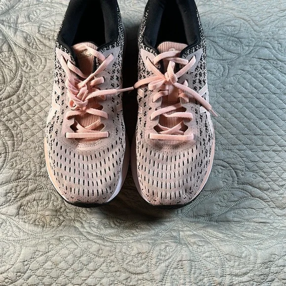 Pink and Black Performance Athletic Shoes - Picture 6 of 6
